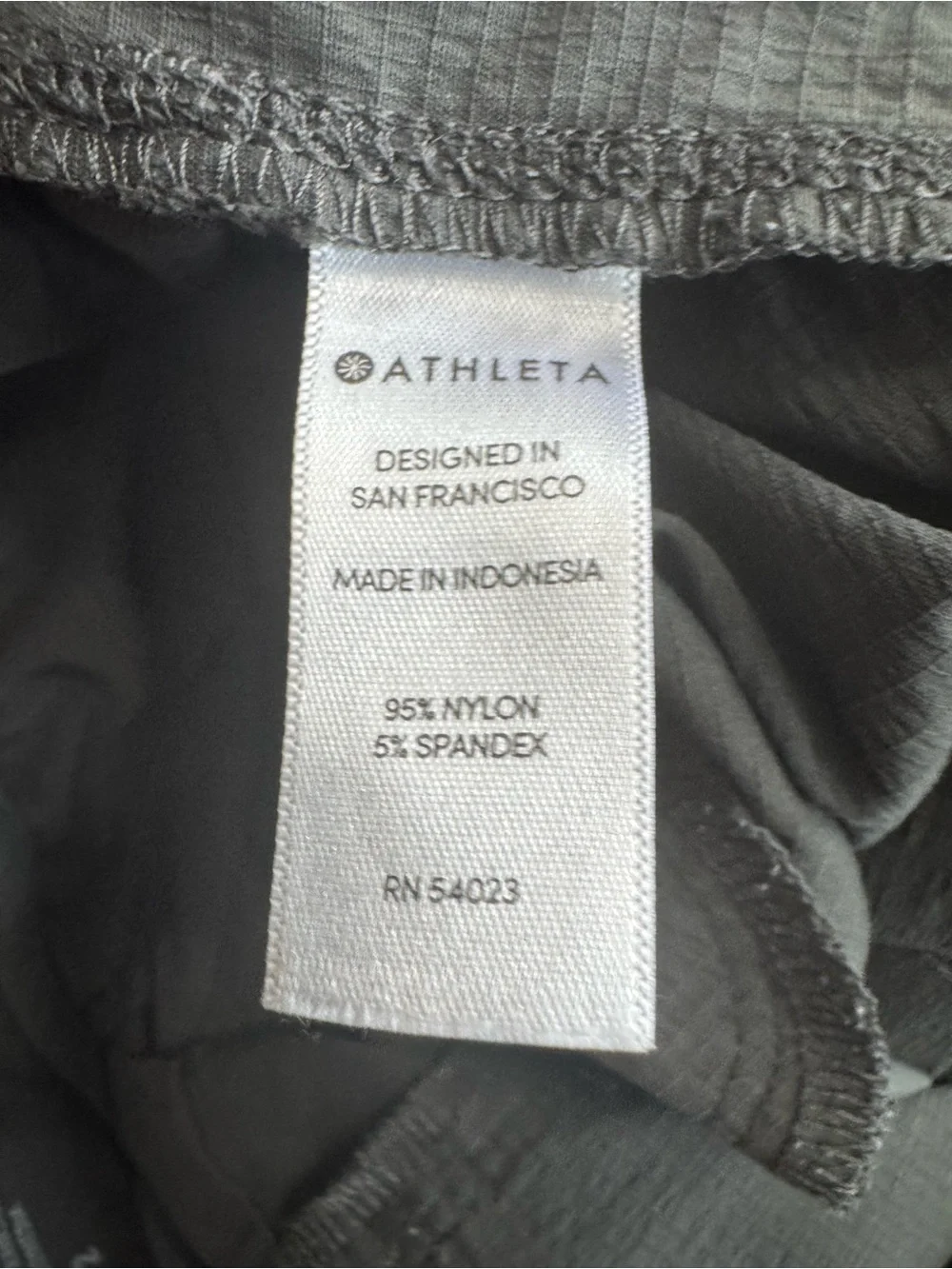 Athleta Women’s Dark Gray Shorts Size 2 Button Casual/Athletic Lightweight - Picture 8 of 8